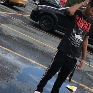 Meet your Posher, Nicholas